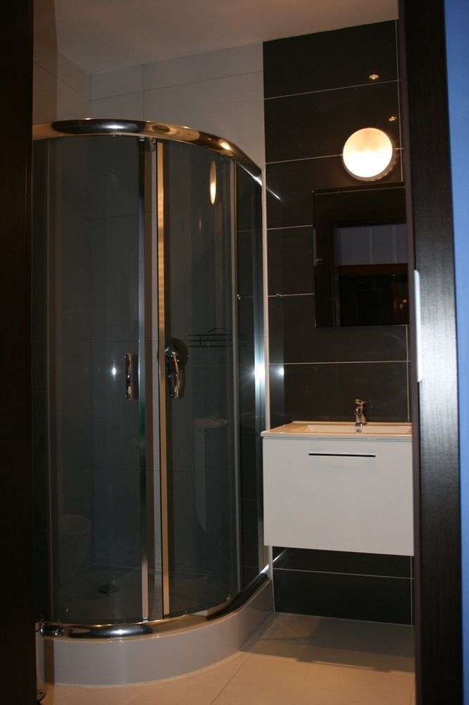 Hotel Opera Tarnowskie Gory Luaran gambar