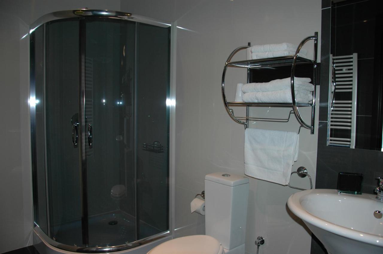 Hotel Opera Tarnowskie Gory Luaran gambar